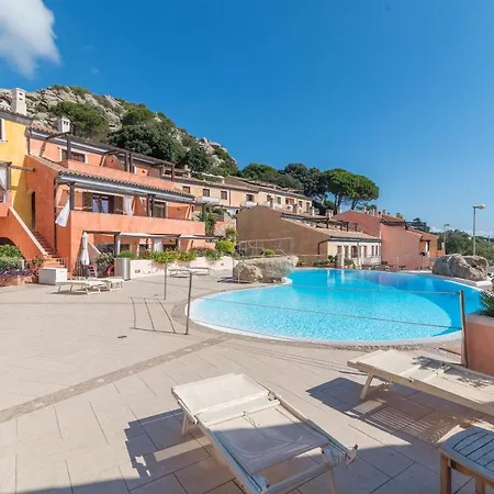 C 207 Puntavilla - Vista Piscina Apartment La Maddalena (Sassari)