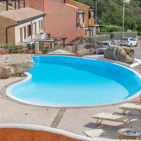 C 207 Puntavilla - Vista Piscina Appartement