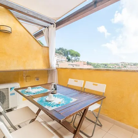 C 207 Puntavilla - Vista Piscina * La Maddalena (Sassari)